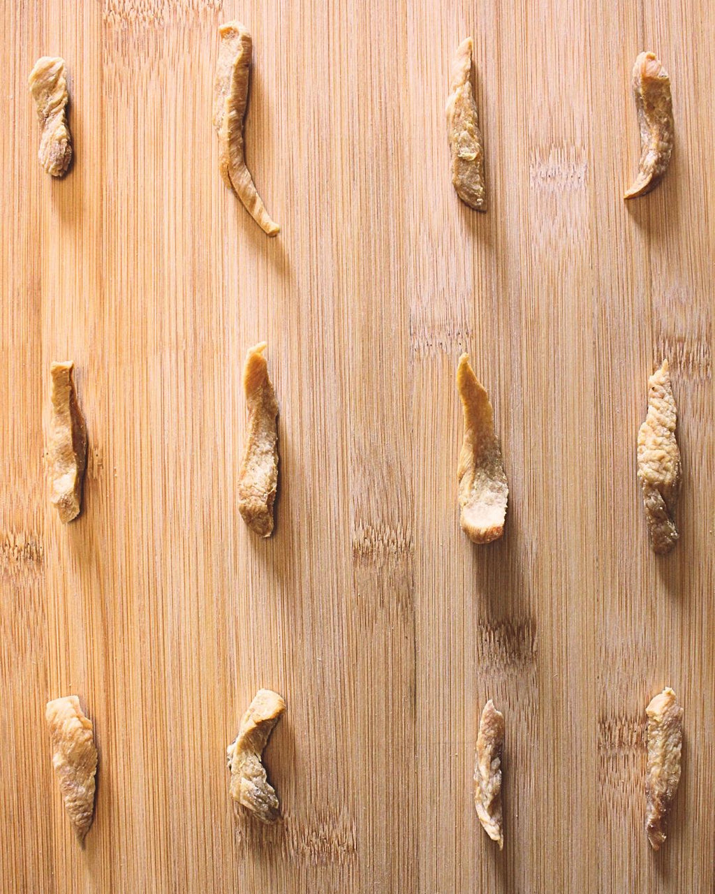 Dehydrated Chicken Breasts for Adult Dogs – 140g | Lean Protein,Grain-Free, Single-Ingredient Dog Treats